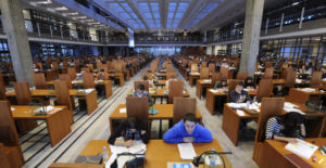 Narodna biblioteka Srbije (Halbmond)